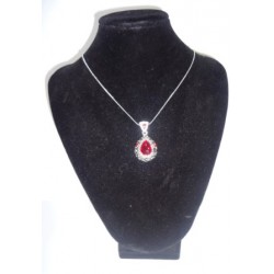 náhrdelník stříbrný s červeným kamenem