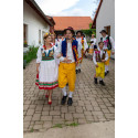 kroje v Bratronicích